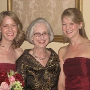 Meet your Posher, Carolyn bond